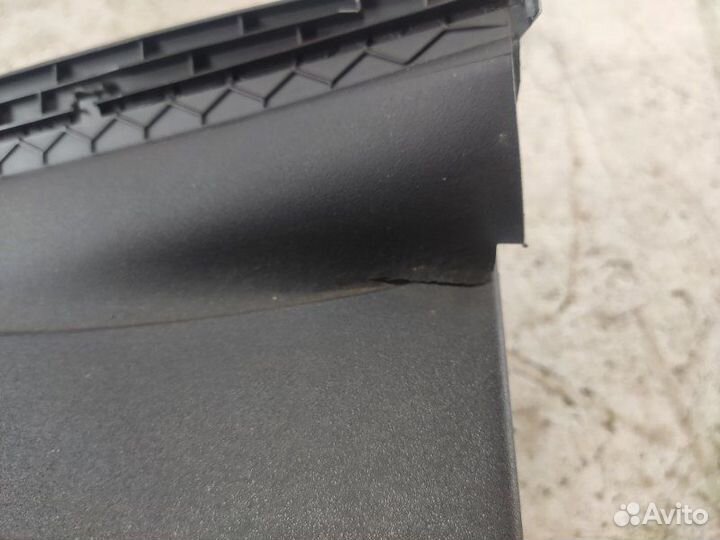 Кожух рулевой колонки Opel Zafira B minivan 1.6