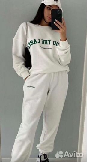 Спортивный костюм женский новый 44