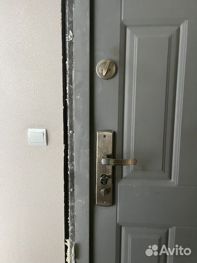 Дверь входная бу