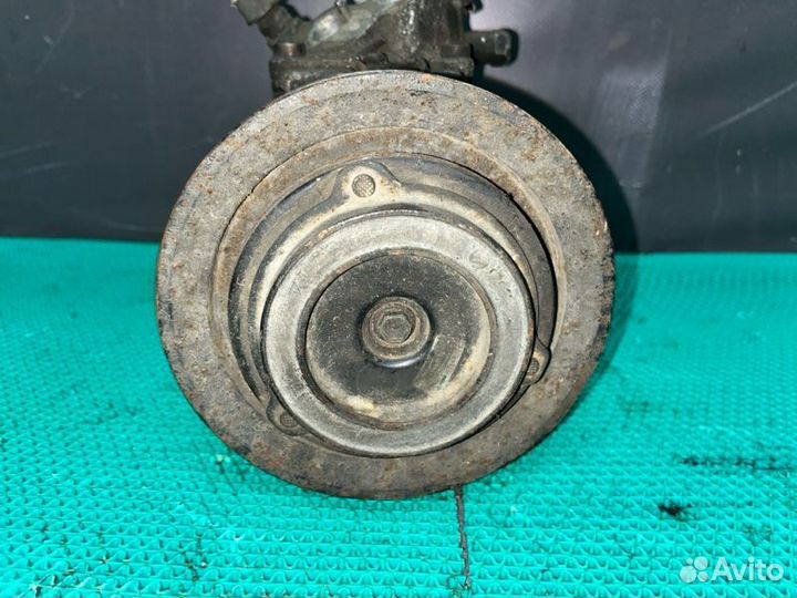 Компрессор кондиционера Land Rover Discovery3 L319