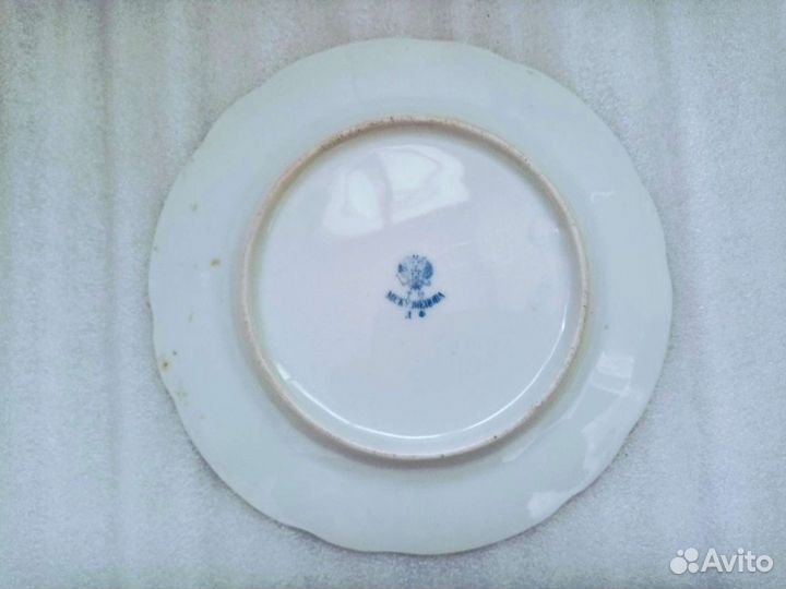 Тарелка, фарфор Кузнецовь