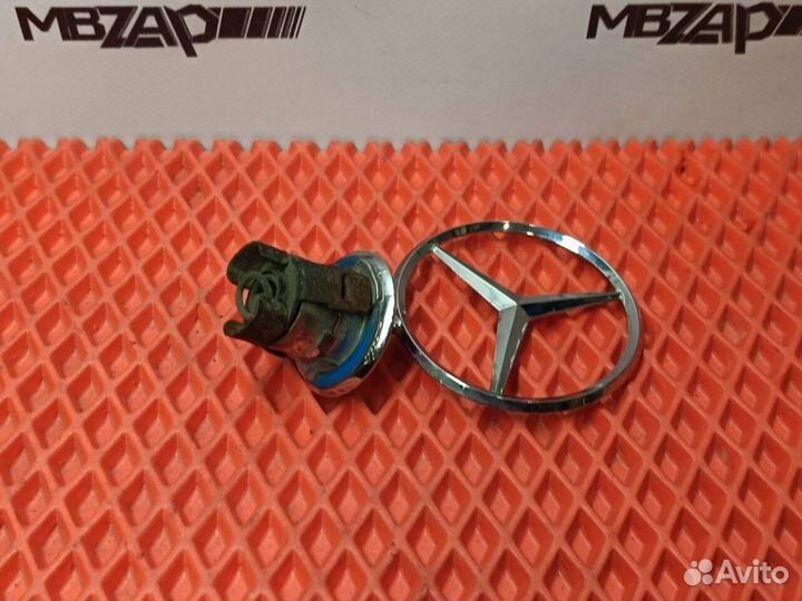 Эмблема капота Mercedes W221 S 221 w222 222