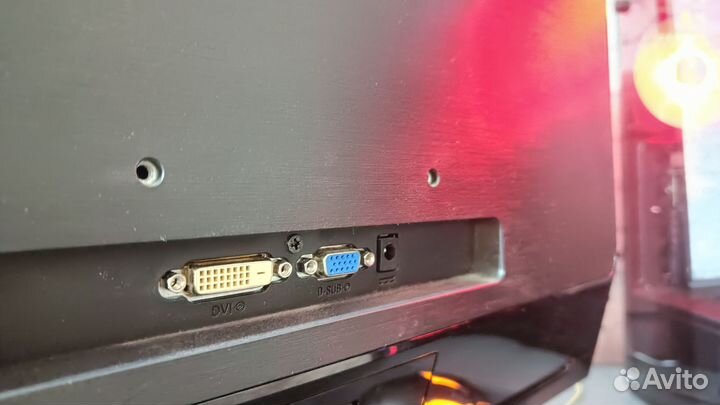 Монитор philips 22