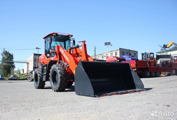 Фронтальный погрузчик Redstar 2300GT, 2024