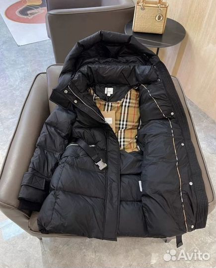 Пуховик женский burberry