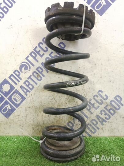 Пружина подвески задняя правая Nissan Murano