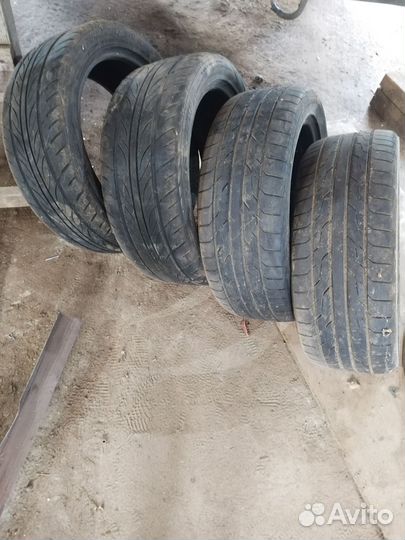 Toyo Delvex 934 215/45 R17