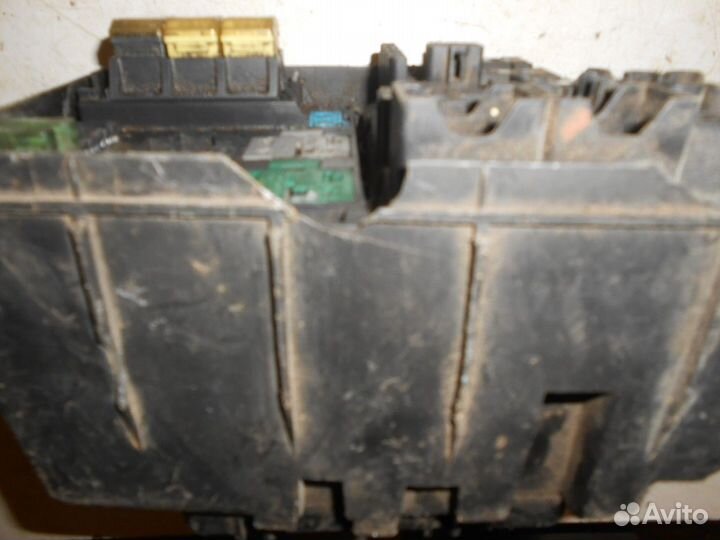 Блок предохранителей (Ford Mondeo)