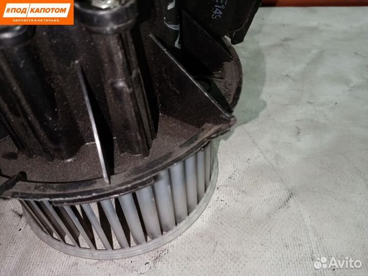 Моторчик печки Opel Astra J (2009 - 2012) 25020139