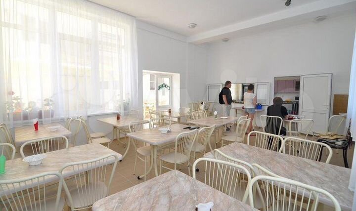 Комната 25 м², 1/3 эт.