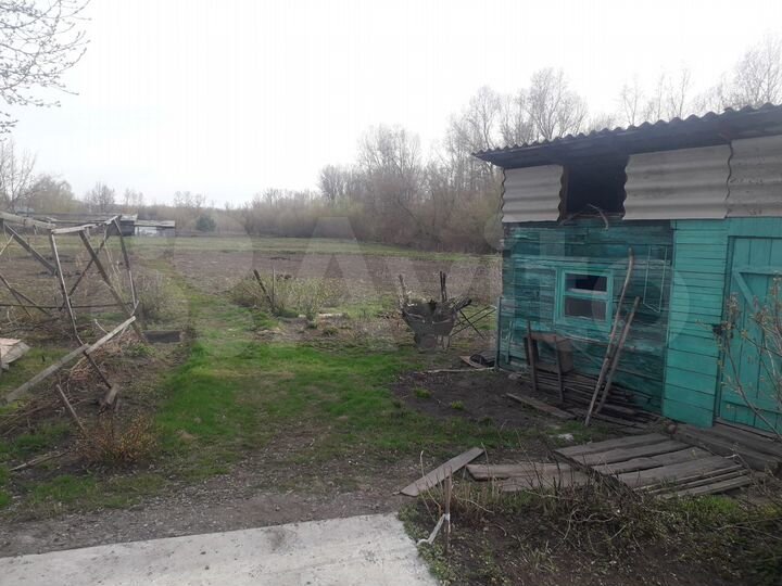 Дом 17 м² на участке 60 сот.