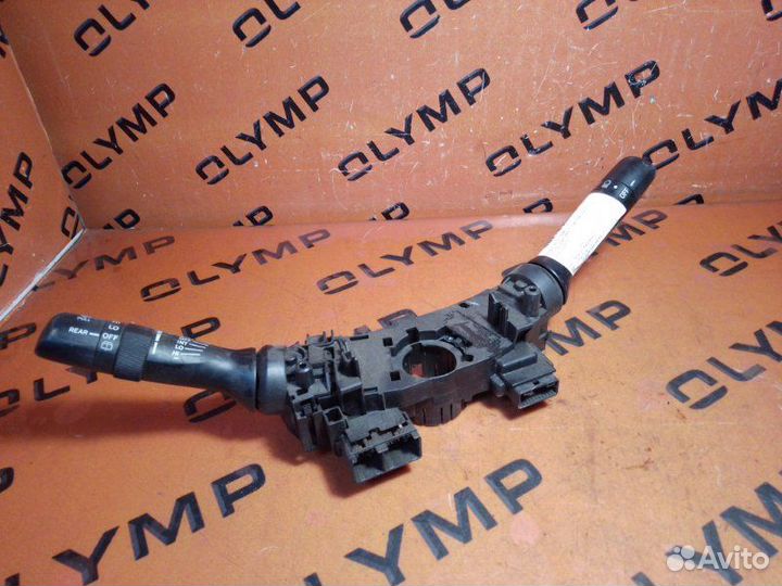 Гитара света правая Toyota Voxy ZRR70 3ZR-FAE 2010