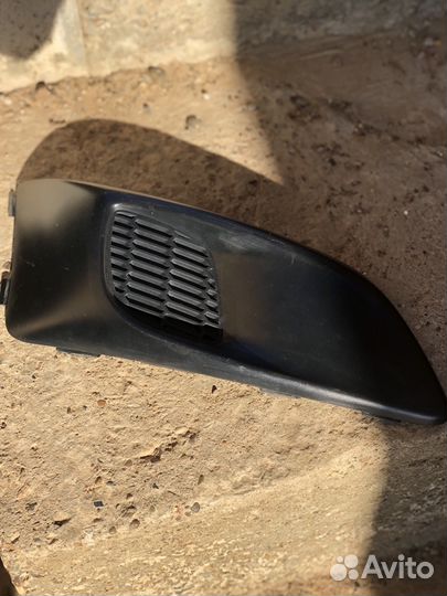 Заглушка противотуманный фары