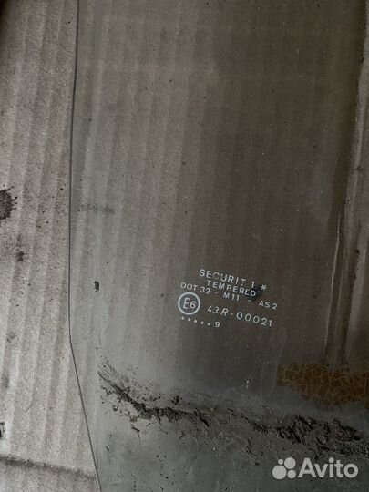 Стекло переднее правое Ford Sierra