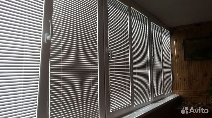 Подоконник белый