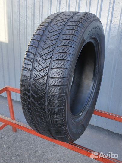 Pirelli Scorpion Winter 235/65 R17