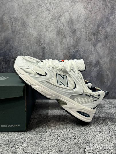 Мужские кроссовки NEW balance 530 Lux кочество