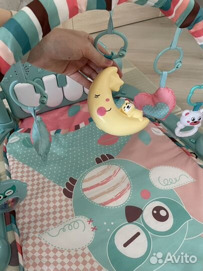 Развивающий коврик с пианино