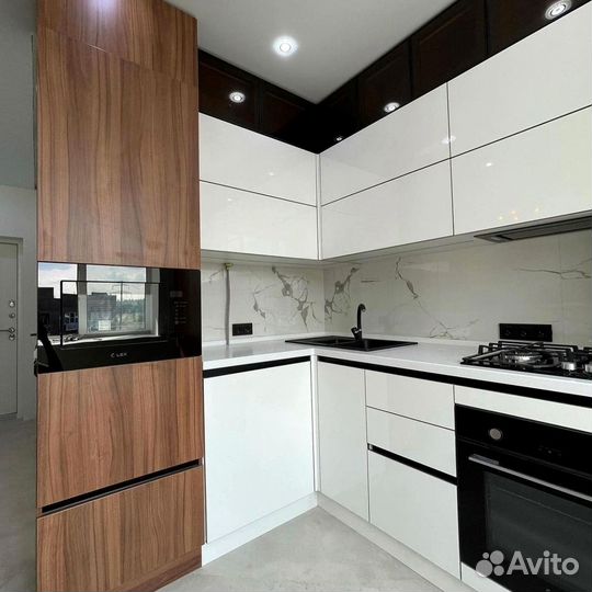 Кухонный гарнитур угловой на заказ