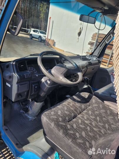 Isuzu NQR75R, 2010