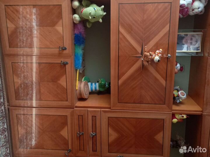 Стенка в гостиную бу