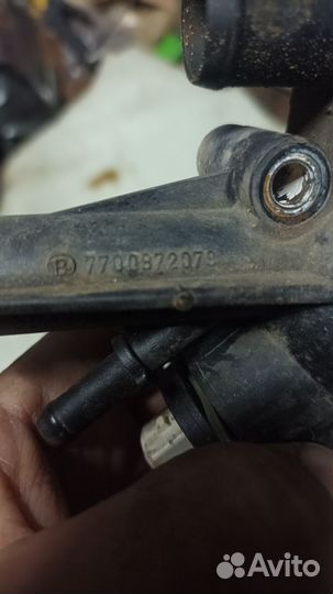 Корпус термостата f3r и клапан холостого хода