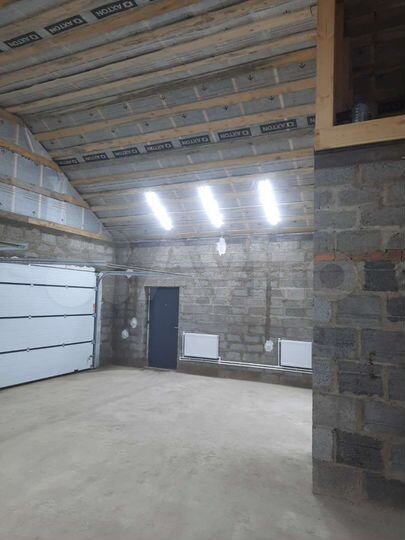 Дом 160 м² на участке 9 сот.