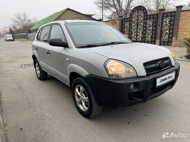 Hyundai Tucson 2.0 AT, 2004, 190 000 км