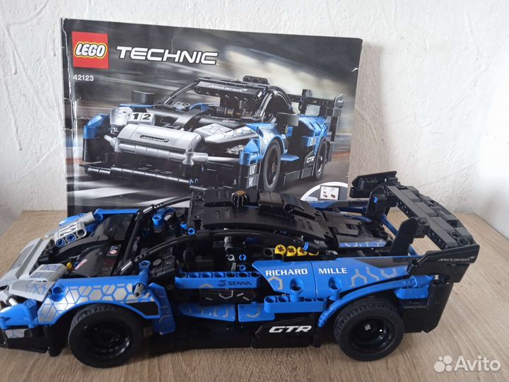 Продам Lego technic 42123 все детали