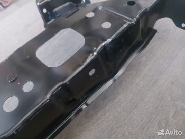 Панель крепления радиатора Hyundai Solaris 2017