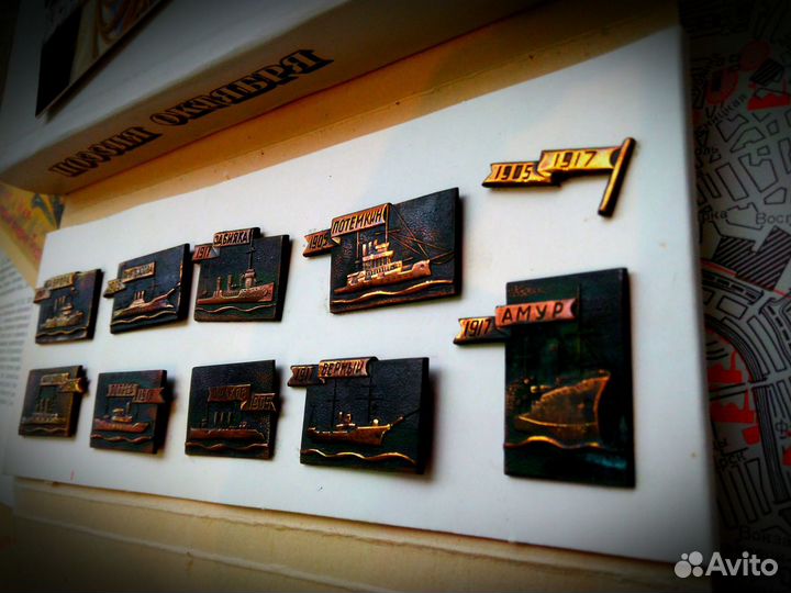 Набор тяжёлых значков СССР - 