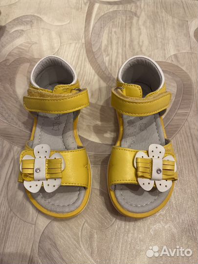 Босоножки для девочки