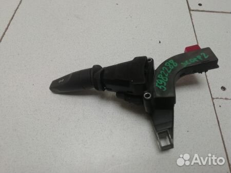 Переключатель поворотов подрулевой 95GG13B302AA