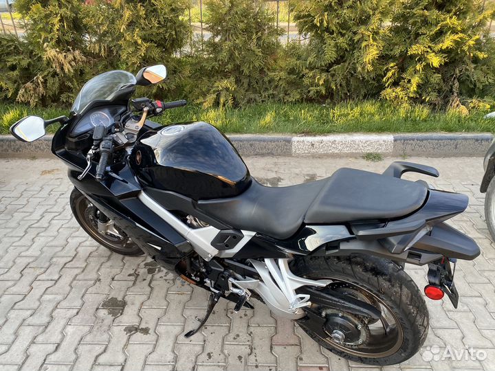 Honda VFR 800