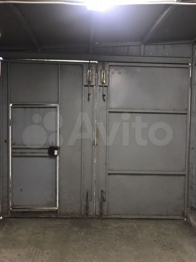 Гараж, > 30 м²