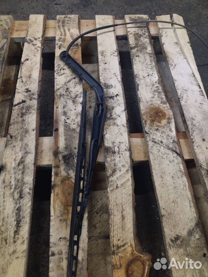 Поводок стеклоочистителя MAN TGX 2008 81264306066