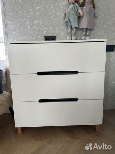 Детская кроватка с комодом