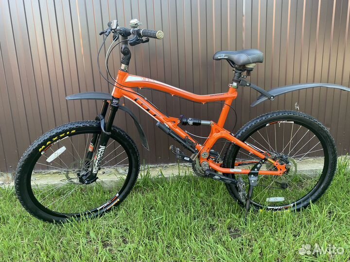 Велосипед GT sensor 3.0