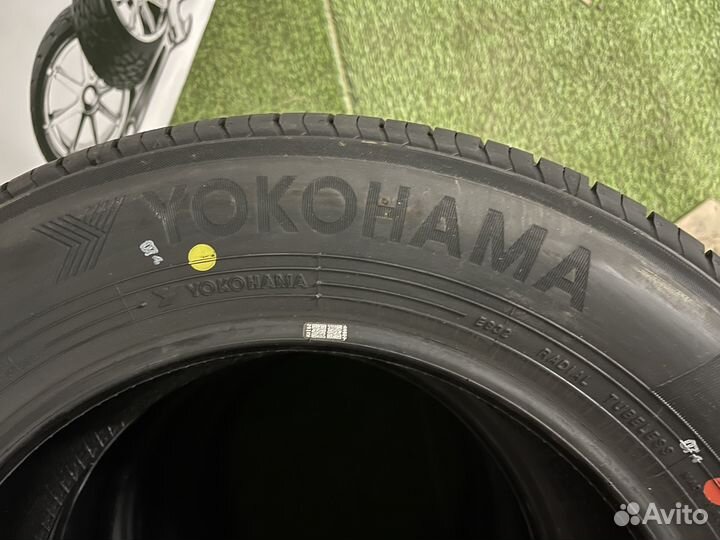 Yokohama Bluearth ES32 195/55 R16 87V