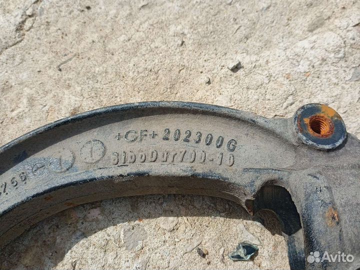 Вилка амортизатора передняя левая Audi A6 C7 CYP