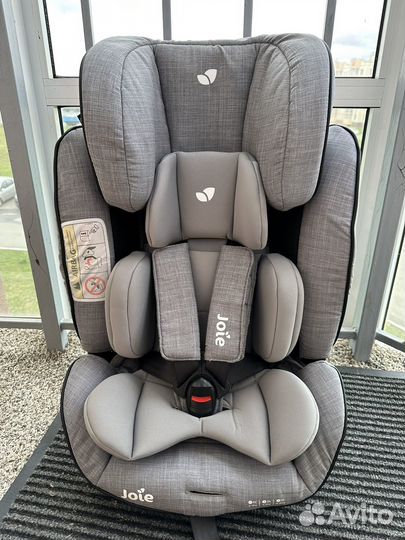 Детское автокресло Joie Stages isofix