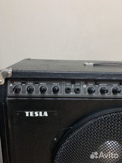 Гитарный комбоусилитель/стек Тесла