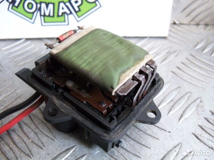 Резистор отопителя Renault Symbol 2006г