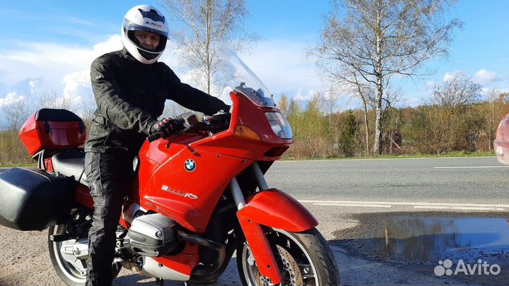 BMW R1100RS