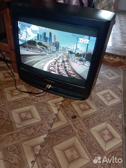 Продам телевизор