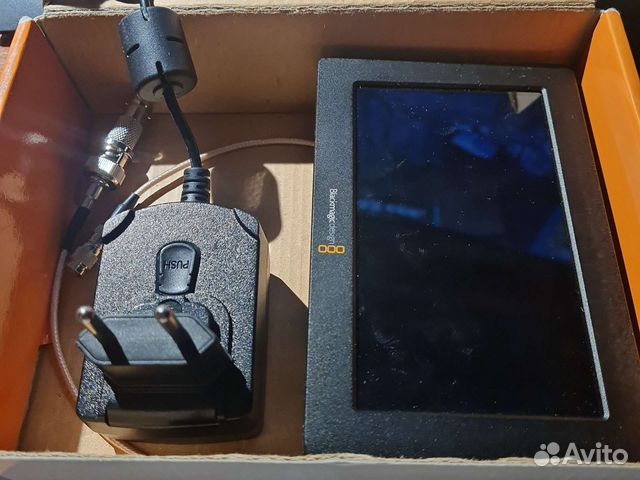 Blackmagic video Assist 5