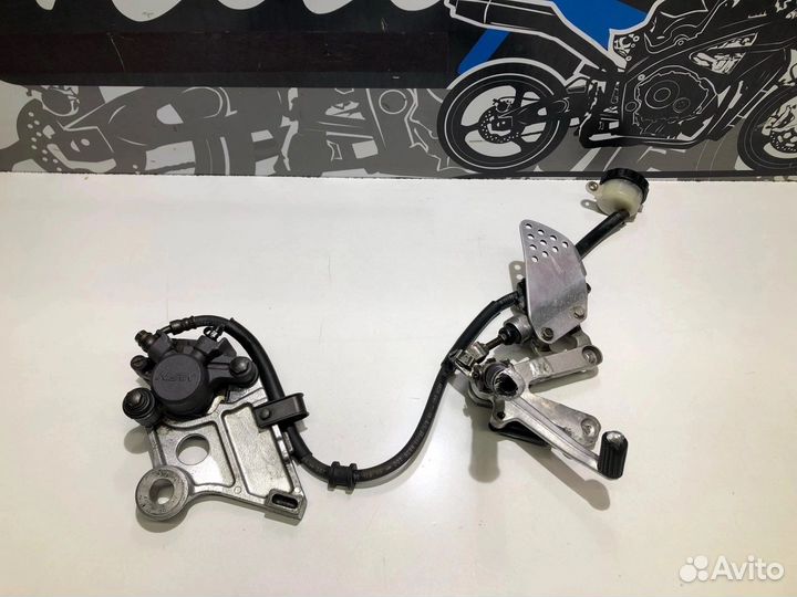 Задний тормоз Honda CBR 900 RR Fairblade 1995г