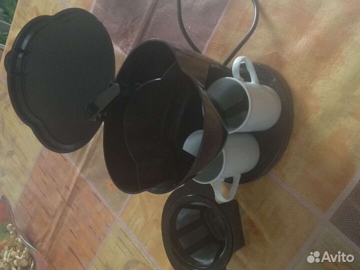 Кофеварка с двумя чашками электрическая см06