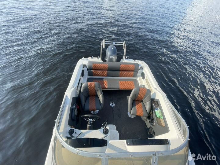 Каютный катер Blash 190 с мотором Yamaha 115