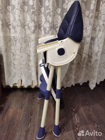 Стульчик для кормления luxmom